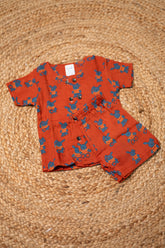 Girls shorts - Baby Bunny Print Shirt & Shorts Set Maroon color