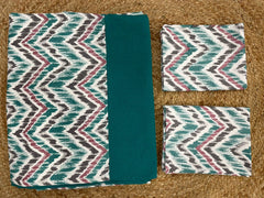 King size border bedspread - Green zigzag