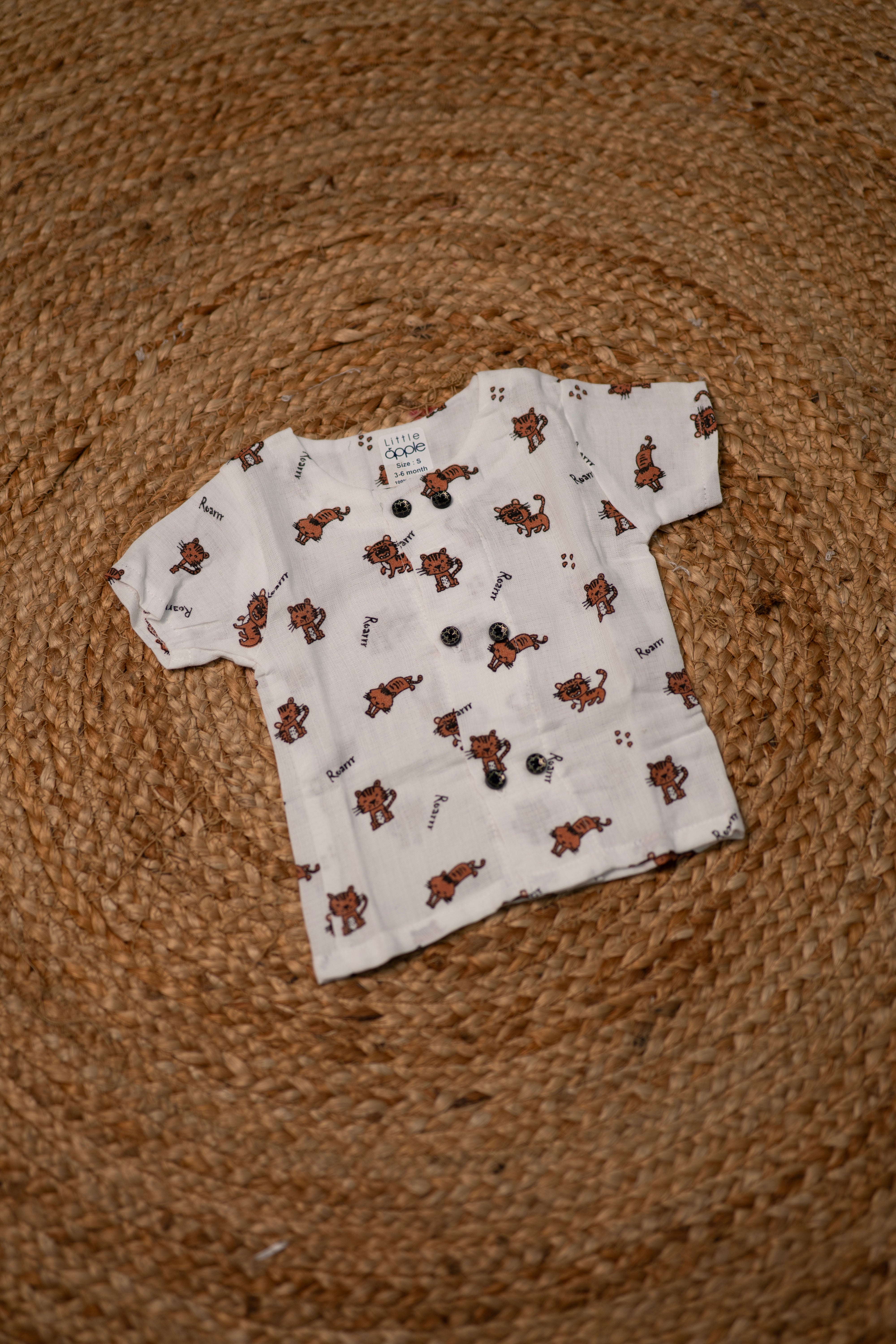 Girls shorts - Baby Bunny Print Shirt & Shorts Set white color