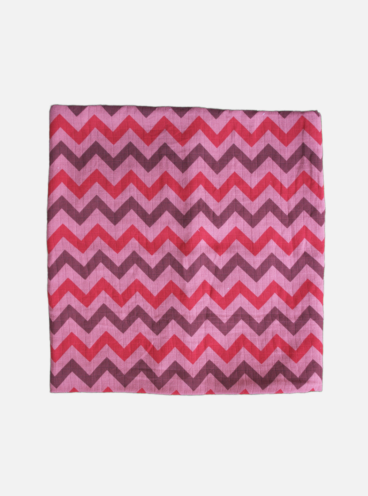 Big Muslin Towel - Maroon Base Zigzag