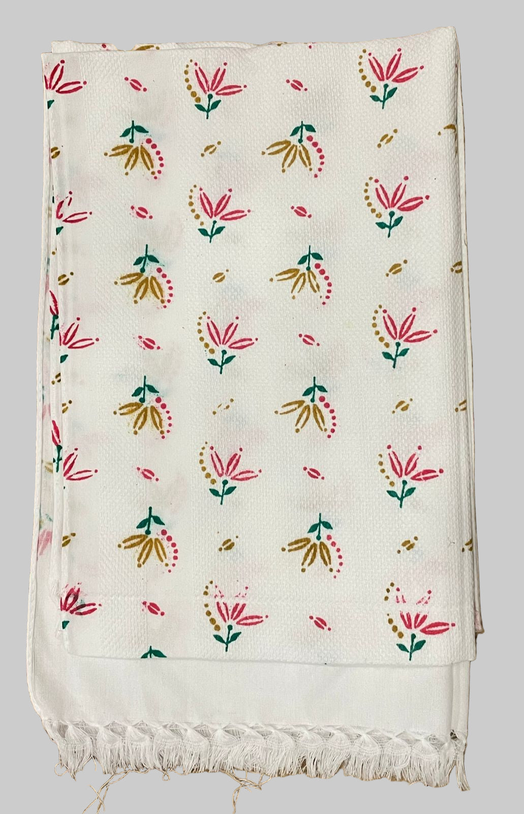COTTON TOWEL - WHITE BASE AND FLOWER PRINTED COMBO PRINTED