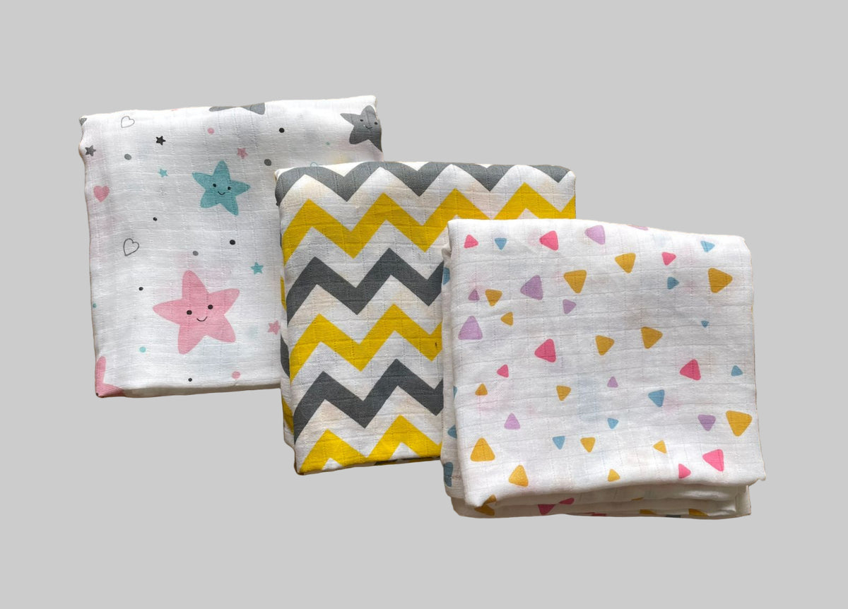 Big Muslin Towels - Stars, sigzag and print (Combo Pack of 3)