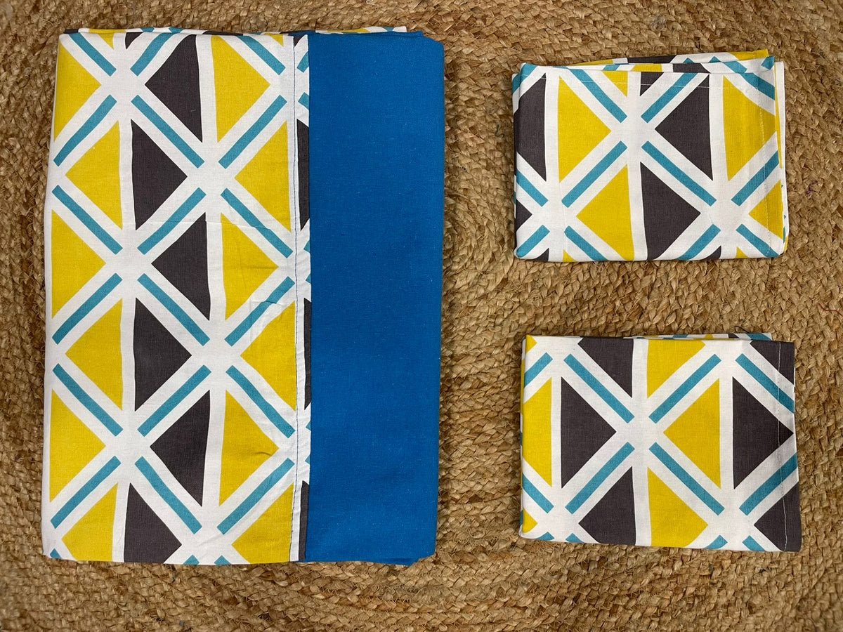 king size border bedspread - Yellow base blue border