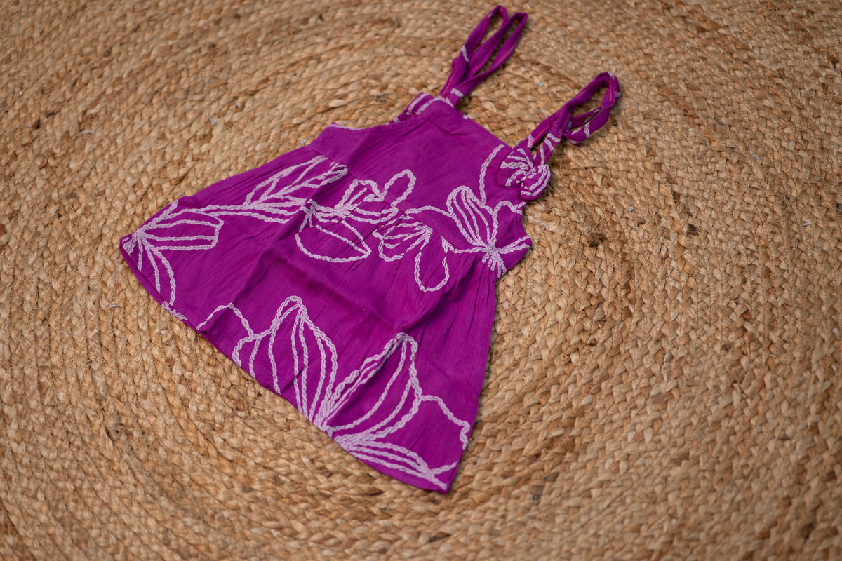 Girls Sleeveless Frock - pink color