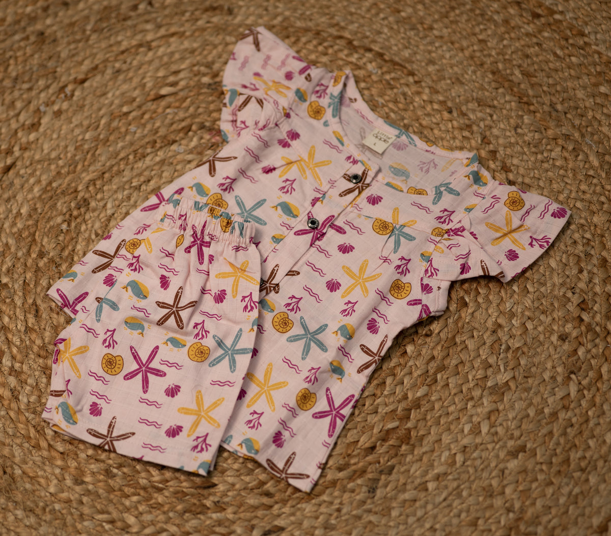 Girls shorts and top - pink color