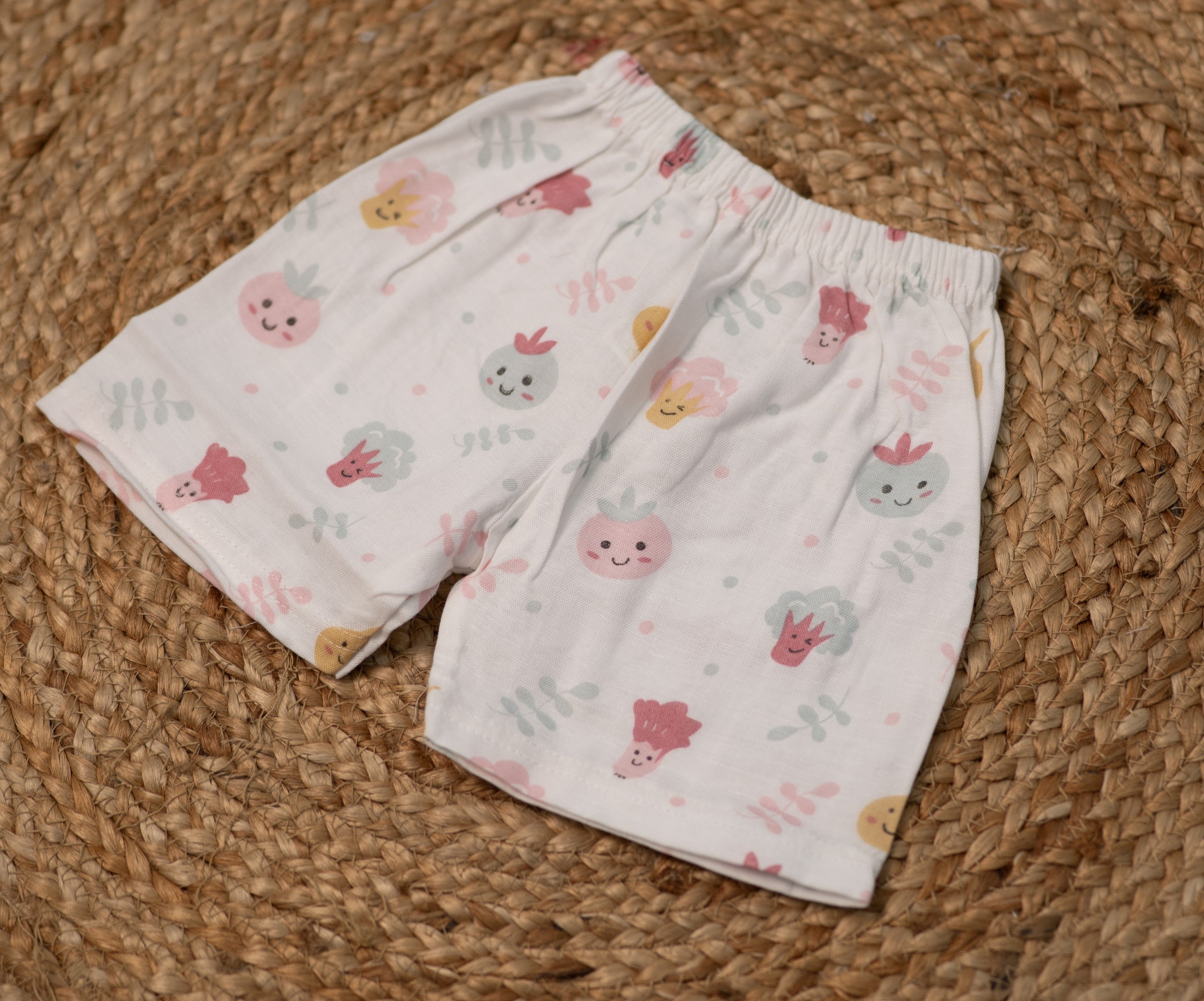 Girls shorts and top - White color