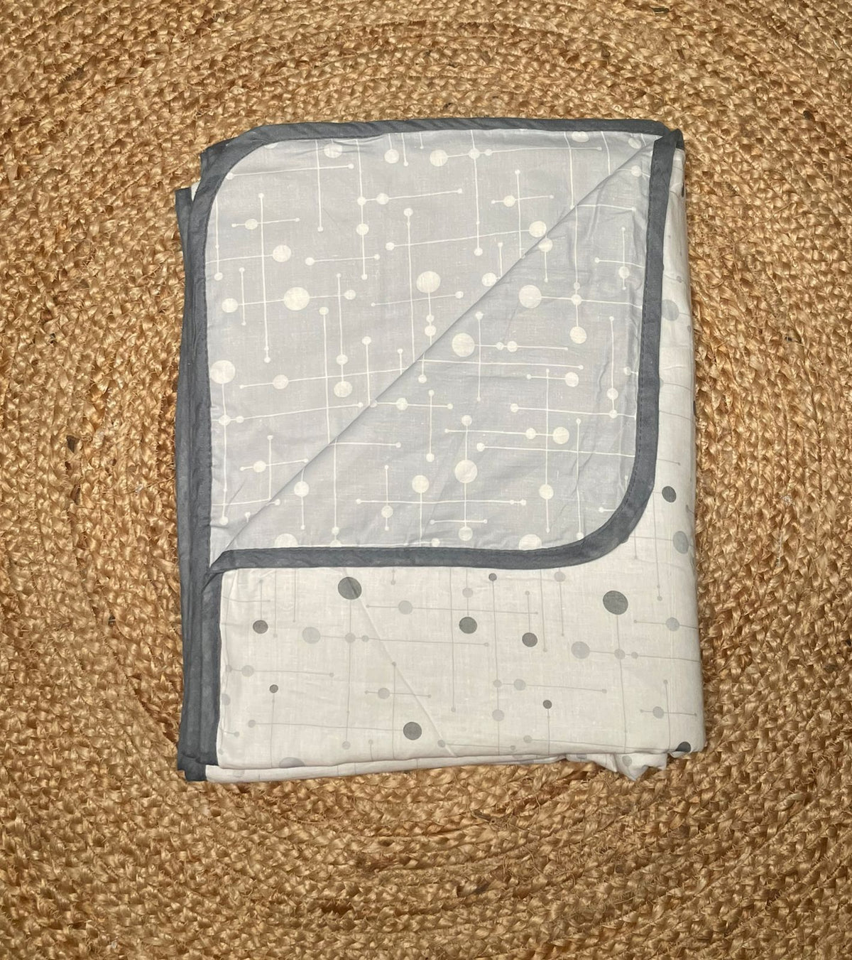 Double dohar - white and dark grey colour