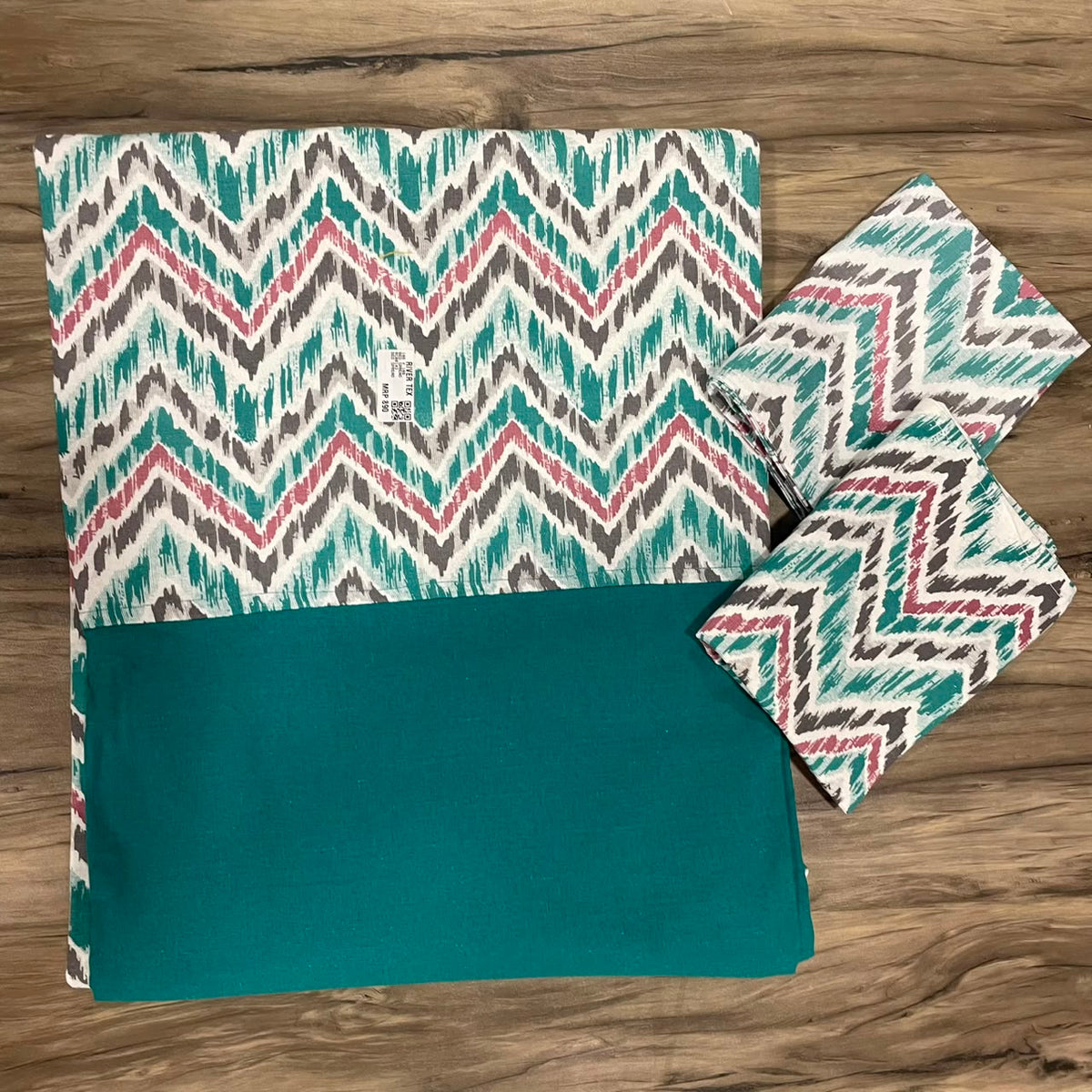 King Size Border Bedspread Chevron Pattern Teal Border
